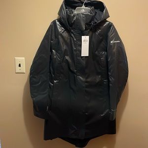 Columbia Women’s Dawn Watch Black Dot Jacket.  Size Medium.  Black